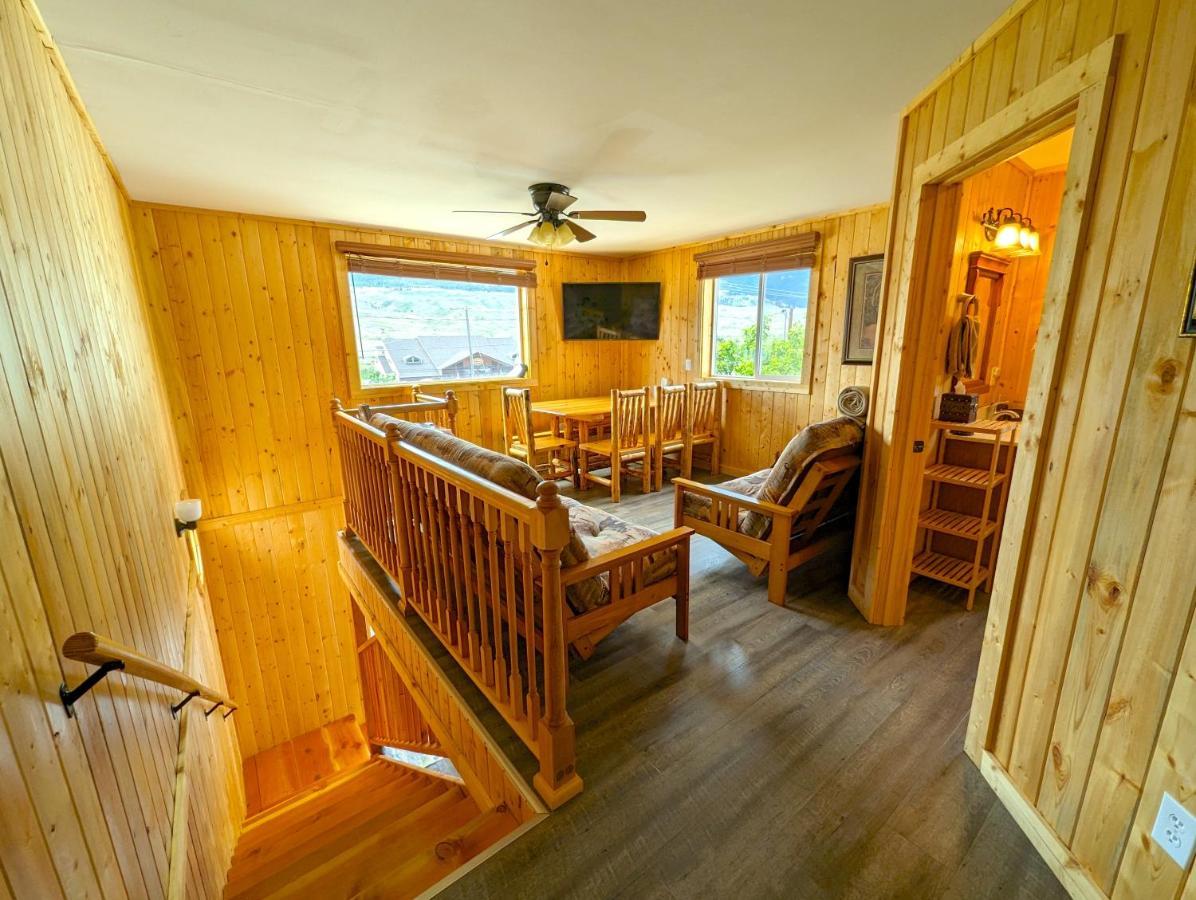 Yellowstone'S Treasure Cabins Gardiner Ngoại thất bức ảnh