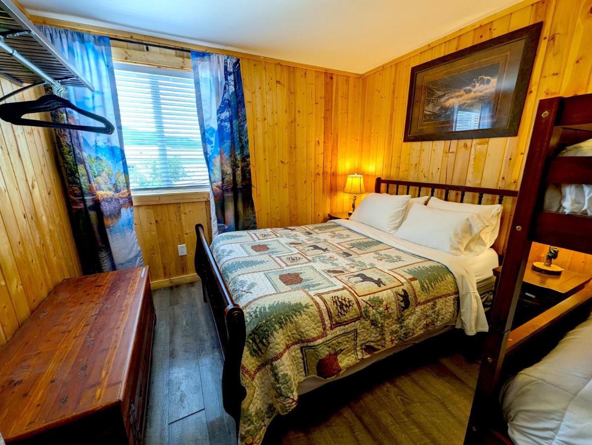 Yellowstone'S Treasure Cabins Gardiner Ngoại thất bức ảnh