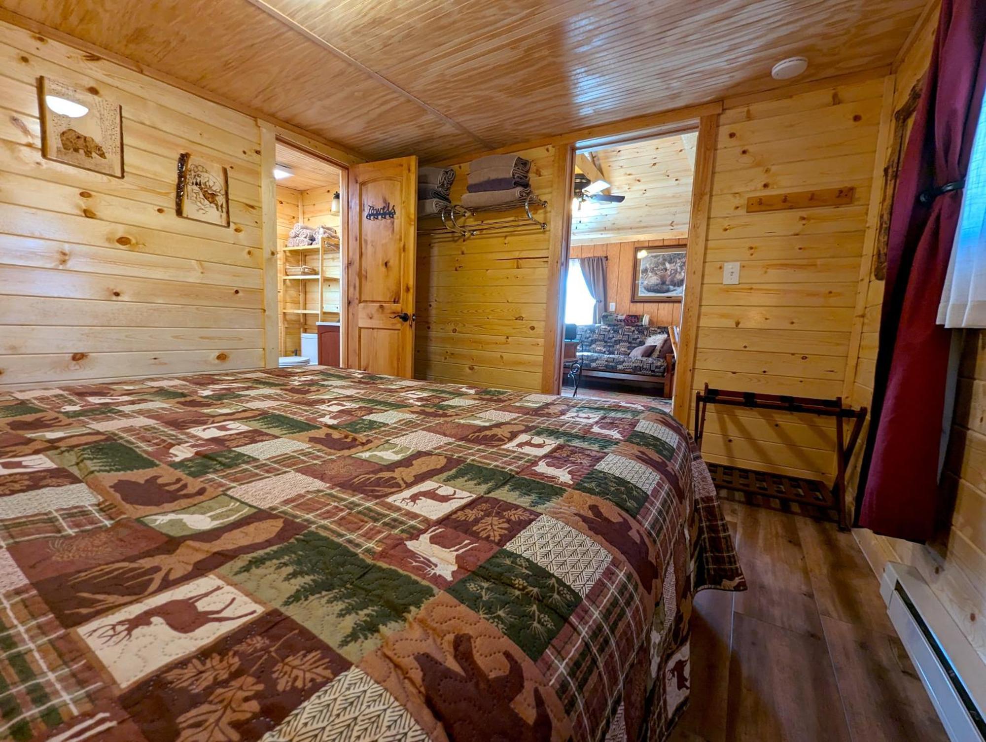 Yellowstone'S Treasure Cabins Gardiner Ngoại thất bức ảnh