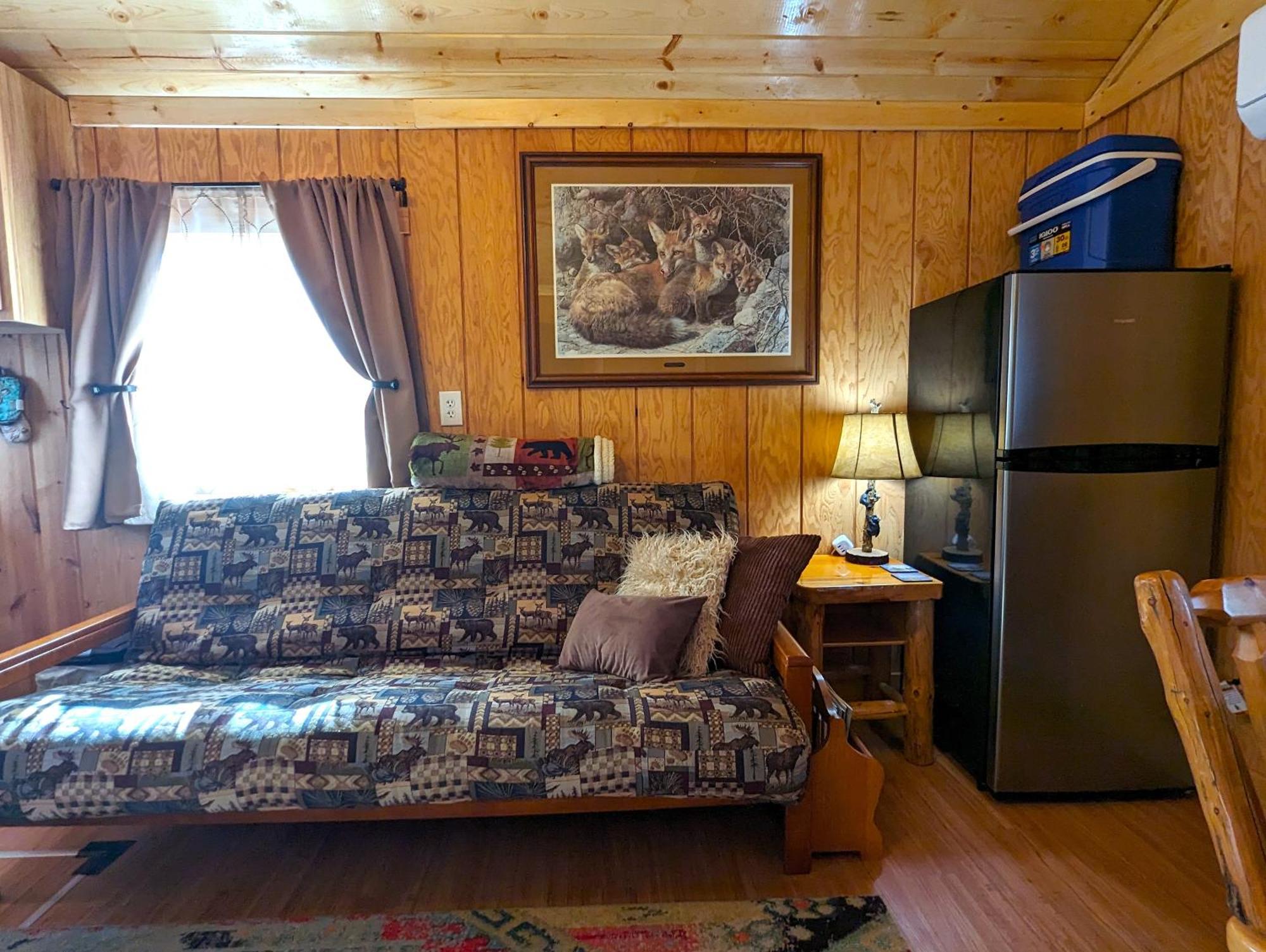 Yellowstone'S Treasure Cabins Gardiner Ngoại thất bức ảnh