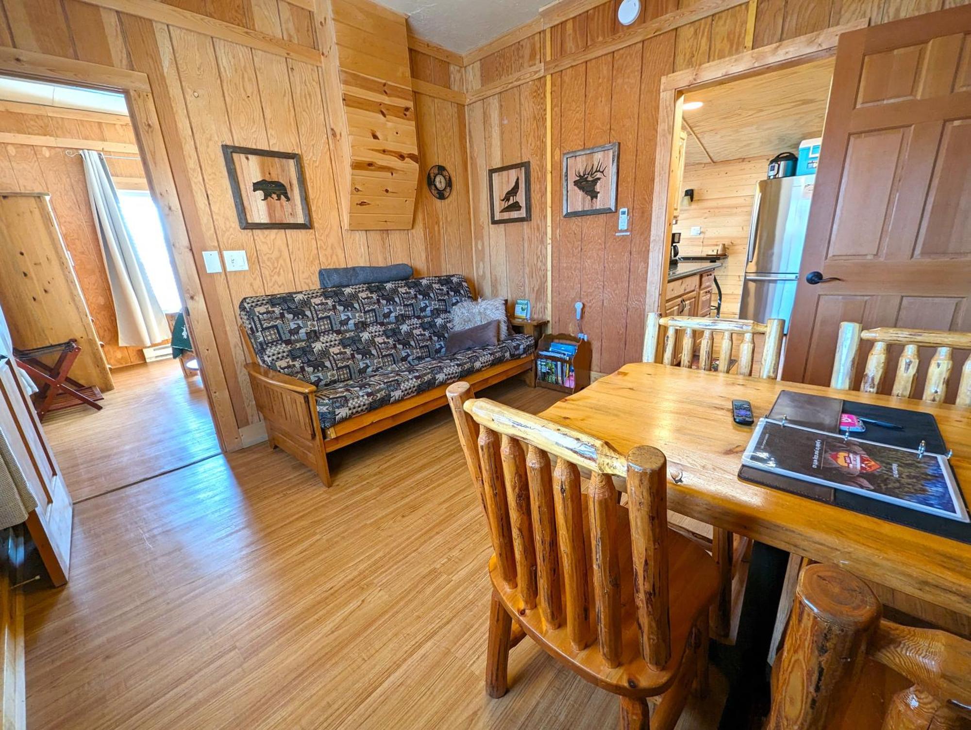 Yellowstone'S Treasure Cabins Gardiner Ngoại thất bức ảnh